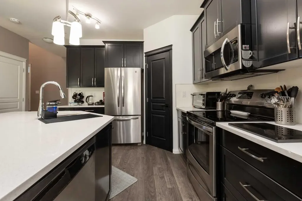753 Twinriver Loop W Lethbridge AB T1J 5E1