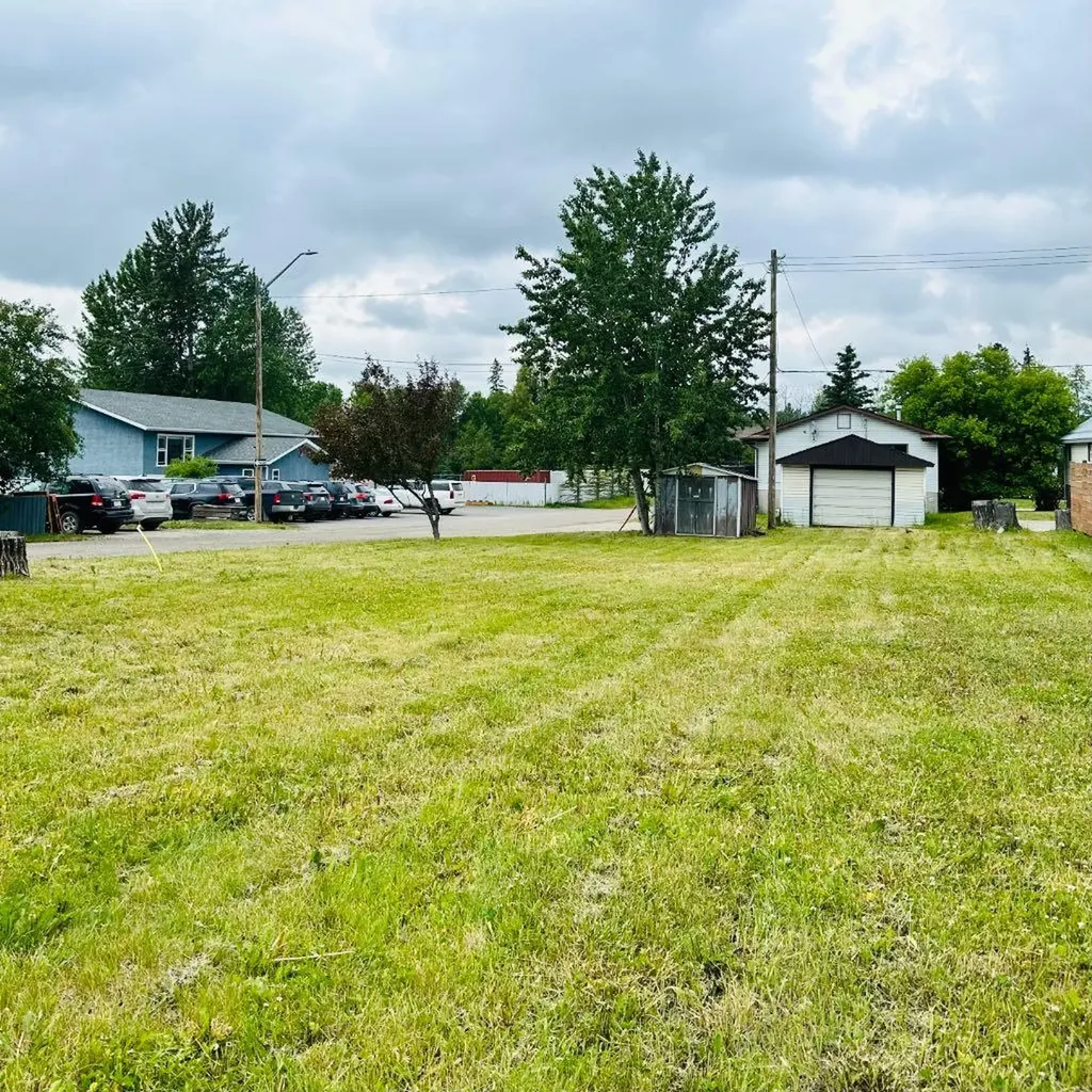 4603 44 Avenue Rocky Mountain House AB T4T 1C7
