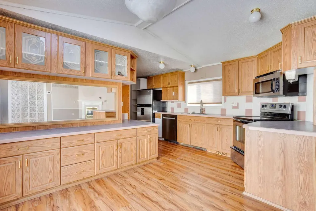 172 Clausen Crescent Fort Mcmurray AB T9K 2H7