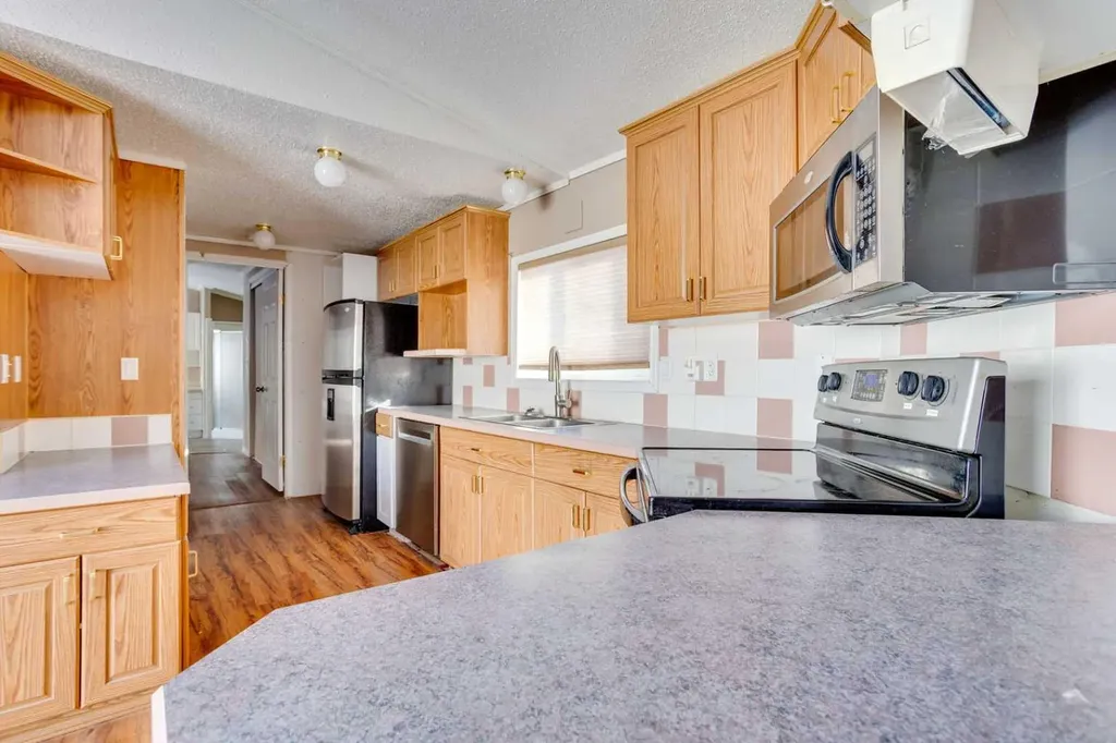 172 Clausen Crescent Fort Mcmurray AB T9K 2H7