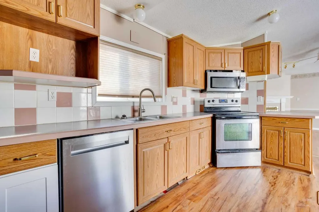 172 Clausen Crescent Fort Mcmurray AB T9K 2H7