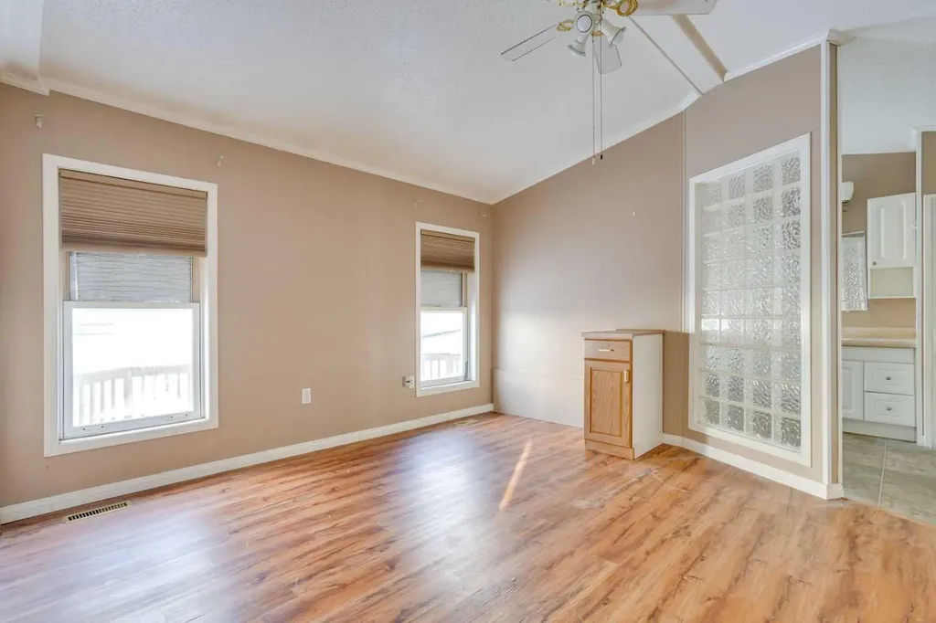 172 Clausen Crescent Fort Mcmurray AB T9K 2H7