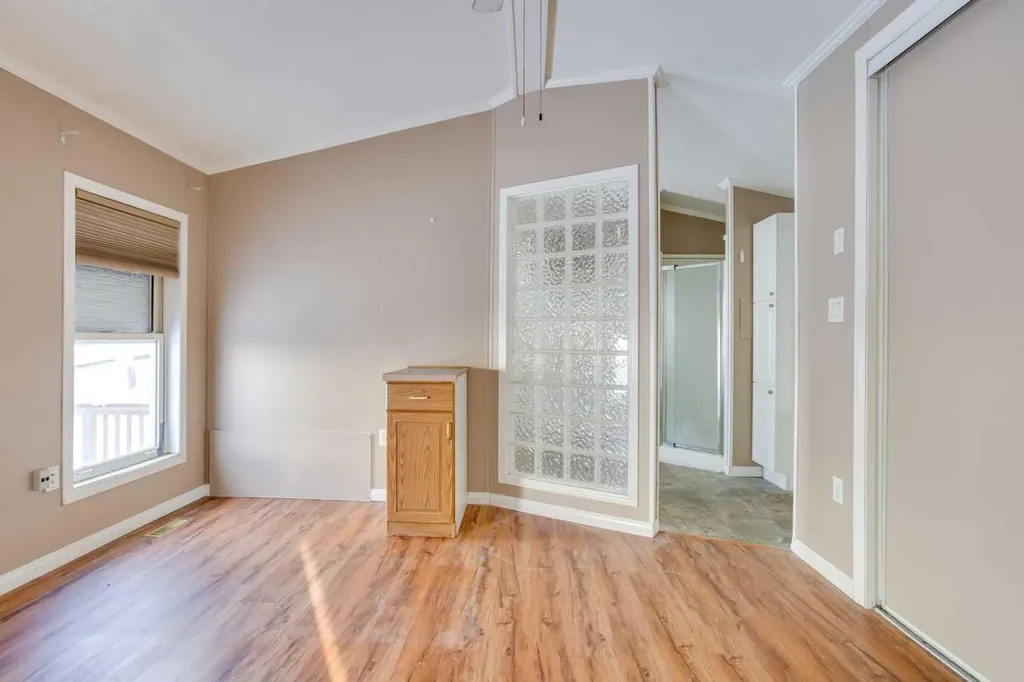 172 Clausen Crescent Fort Mcmurray AB T9K 2H7