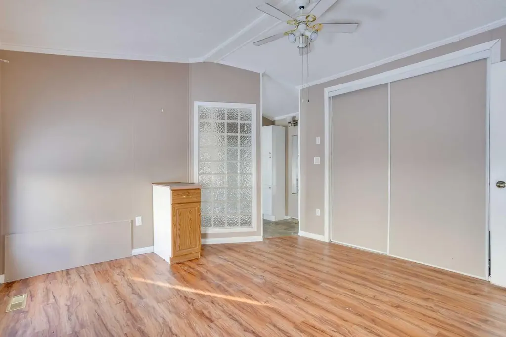 172 Clausen Crescent Fort Mcmurray AB T9K 2H7