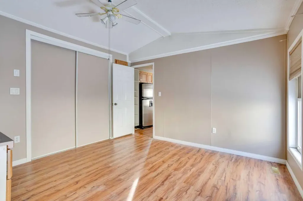 172 Clausen Crescent Fort Mcmurray AB T9K 2H7