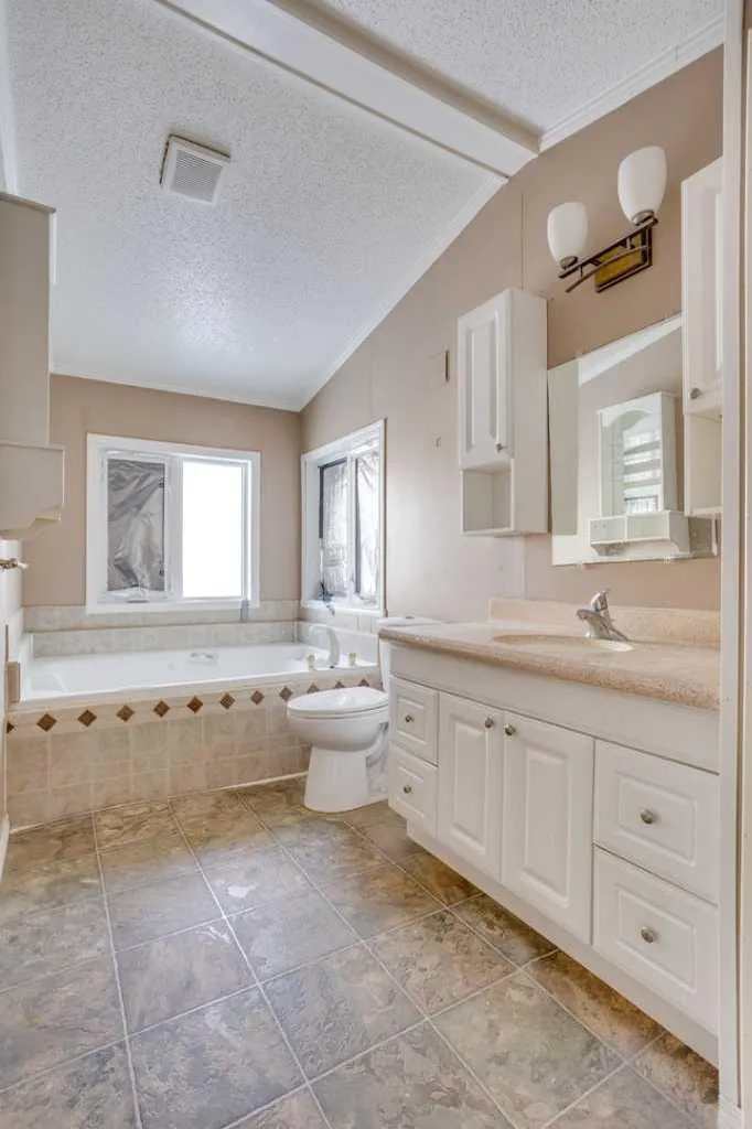 172 Clausen Crescent Fort Mcmurray AB T9K 2H7