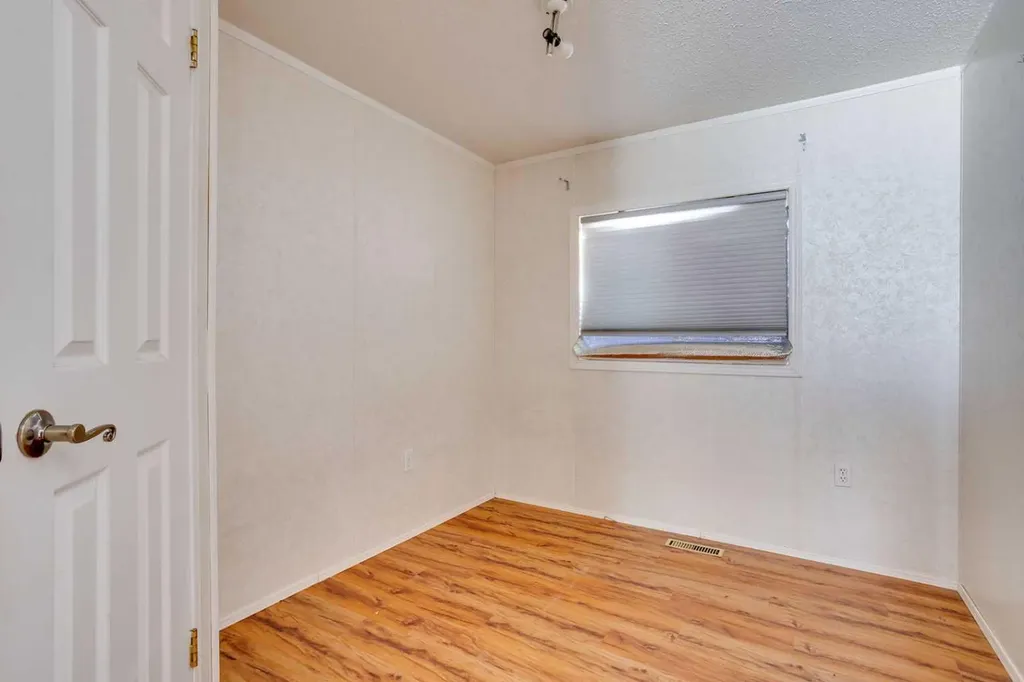 172 Clausen Crescent Fort Mcmurray AB T9K 2H7
