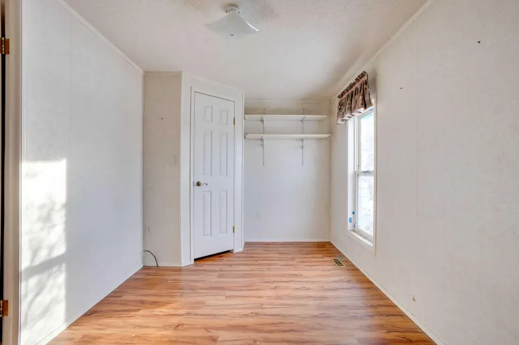 172 Clausen Crescent Fort Mcmurray AB T9K 2H7