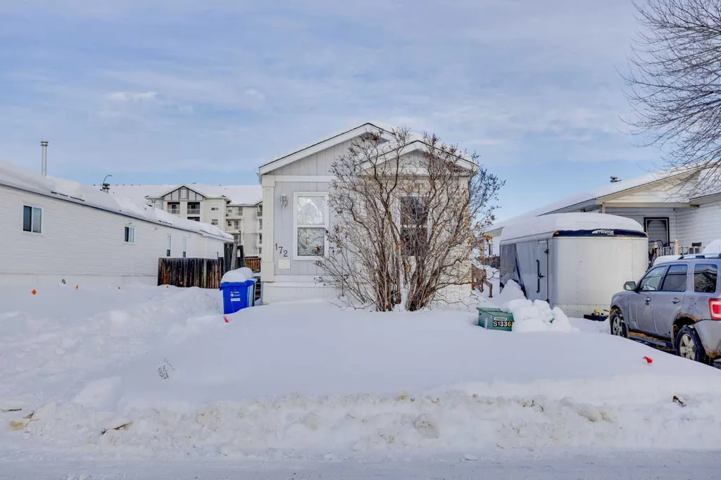 172 Clausen Crescent Fort Mcmurray AB T9K 2H7