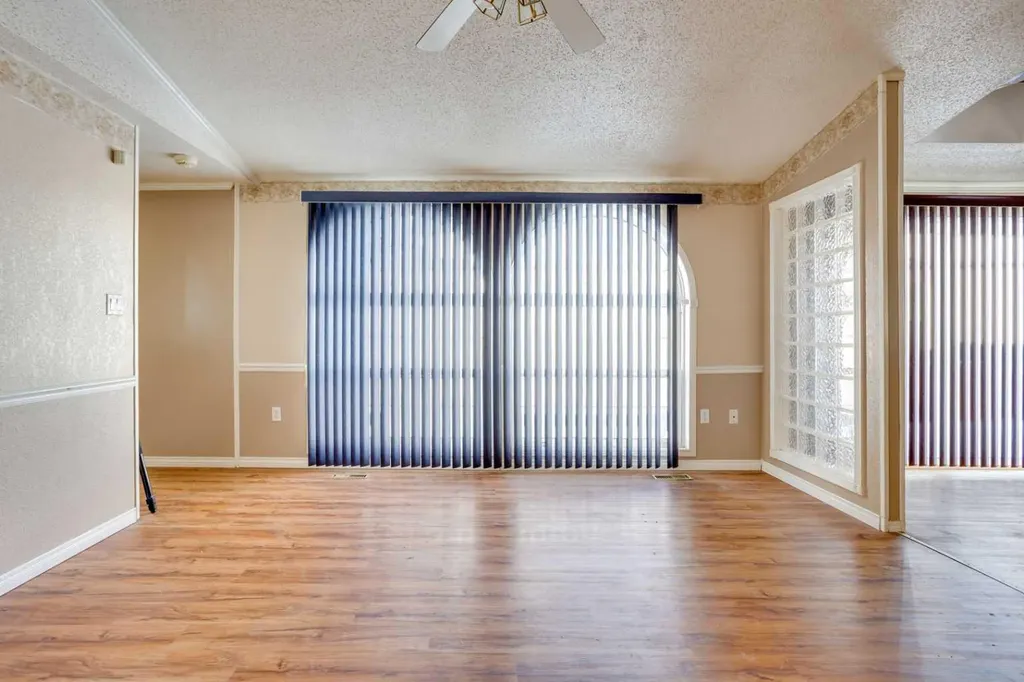 172 Clausen Crescent Fort Mcmurray AB T9K 2H7