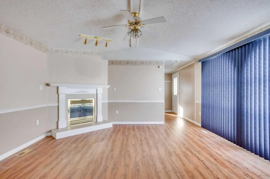 172 Clausen Crescent Fort Mcmurray AB T9K 2H7