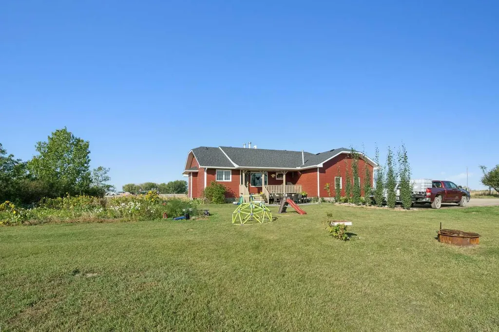 272187 Township Road 240 Rural Rocky View County AB T2P 2G7