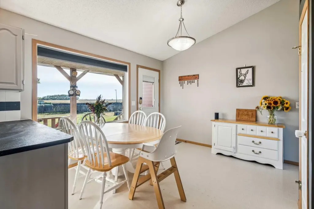 272187 Township Road 240 Rural Rocky View County AB T2P 2G7