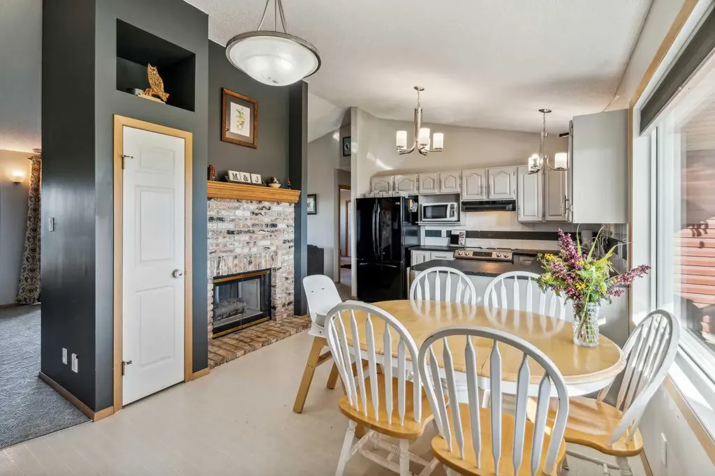 272187 Township Road 240 Rural Rocky View County AB T2P 2G7