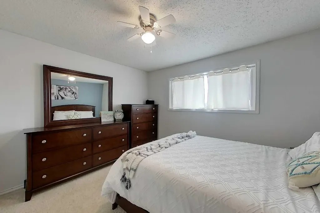 908 11 Avenue SE Slave Lake AB T0G 2A3