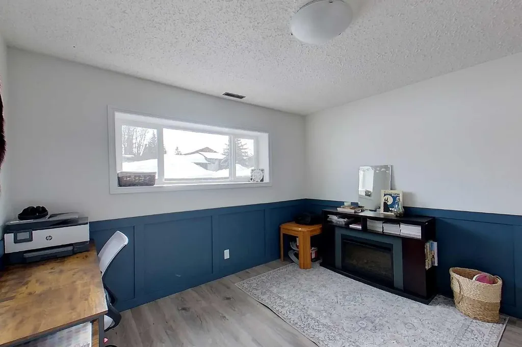 908 11 Avenue SE Slave Lake AB T0G 2A3