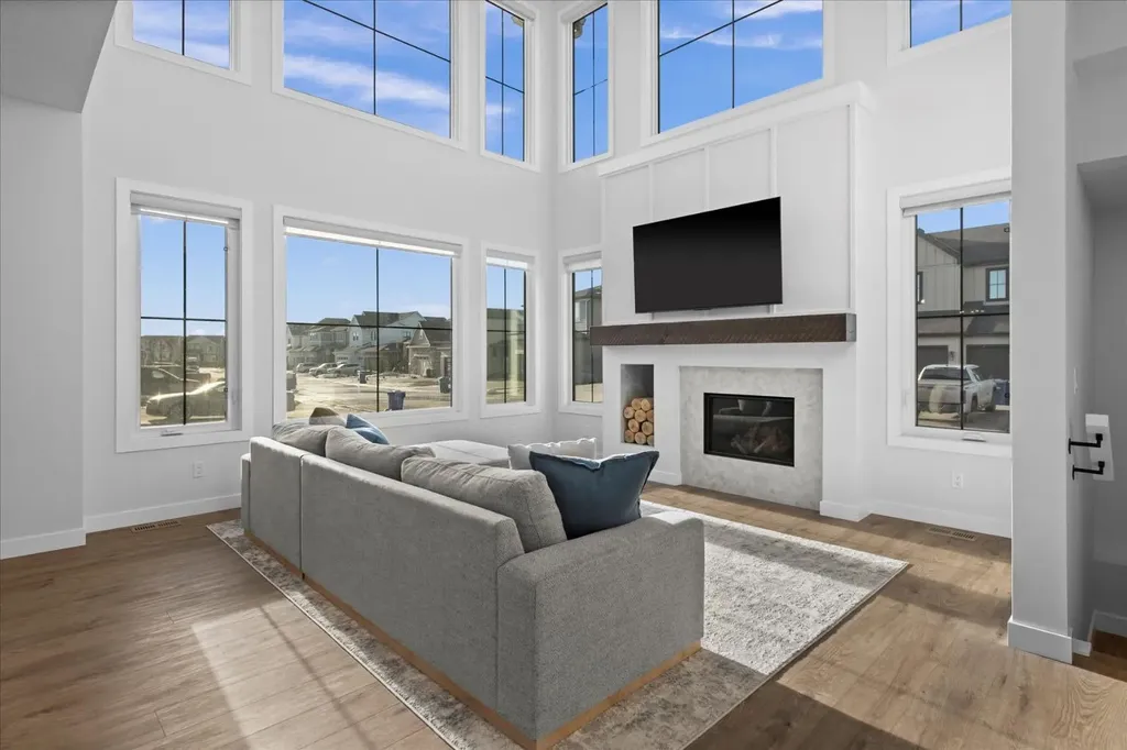155 Grayling Road Rural Rocky View County AB T3Z 0H3