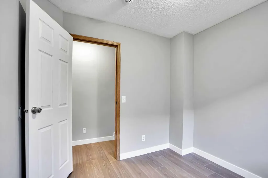 1134 Martindale Boulevard NE Calgary AB T3J 4A5