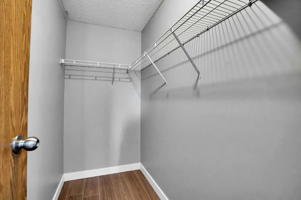1134 Martindale Boulevard NE Calgary AB T3J 4A5