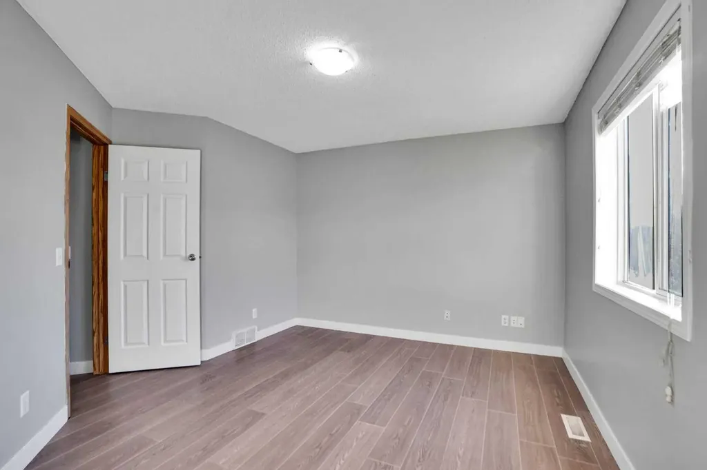 1134 Martindale Boulevard NE Calgary AB T3J 4A5