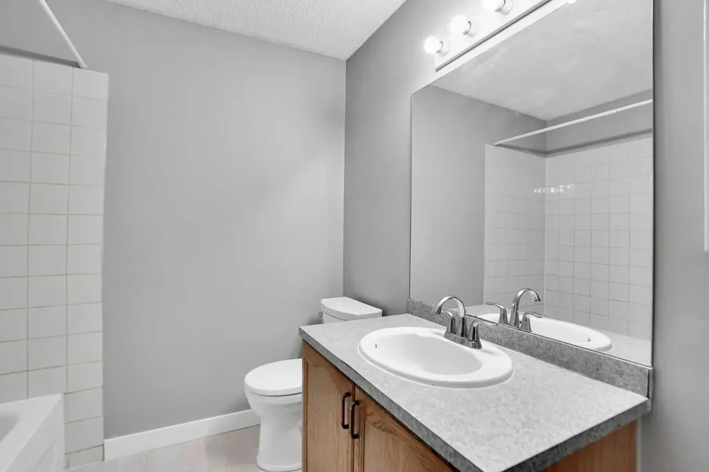 1134 Martindale Boulevard NE Calgary AB T3J 4A5