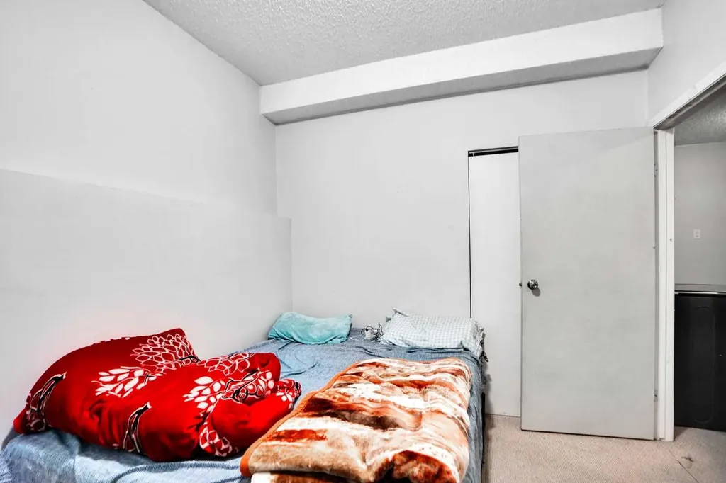 1134 Martindale Boulevard NE Calgary AB T3J 4A5