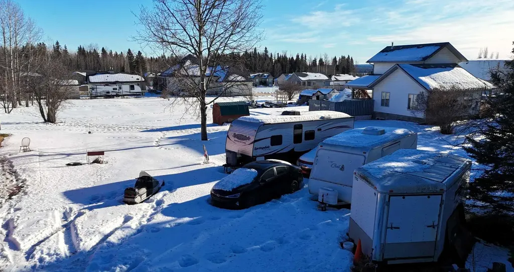 1723 63 Street Edson AB T7E 1S2