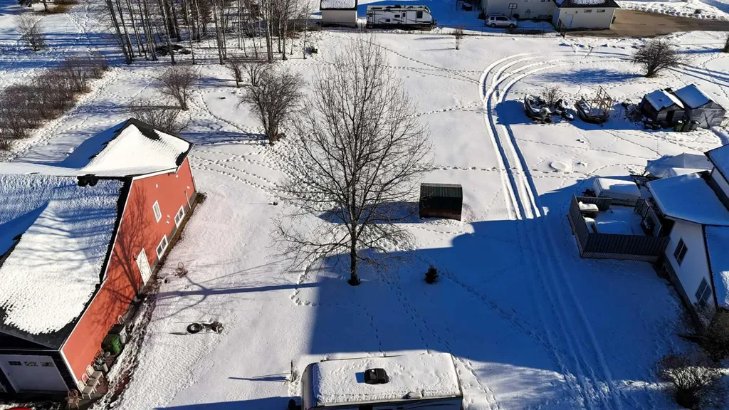 1723 63 Street Edson AB T7E 1S2