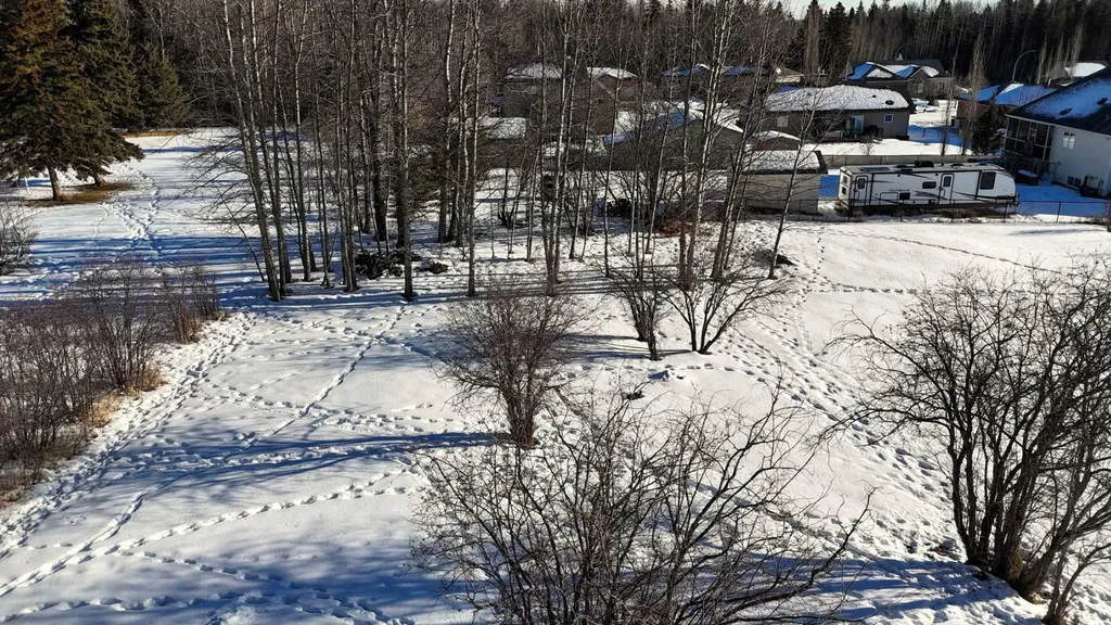 1727 63 Street Edson AB T7E 1S2