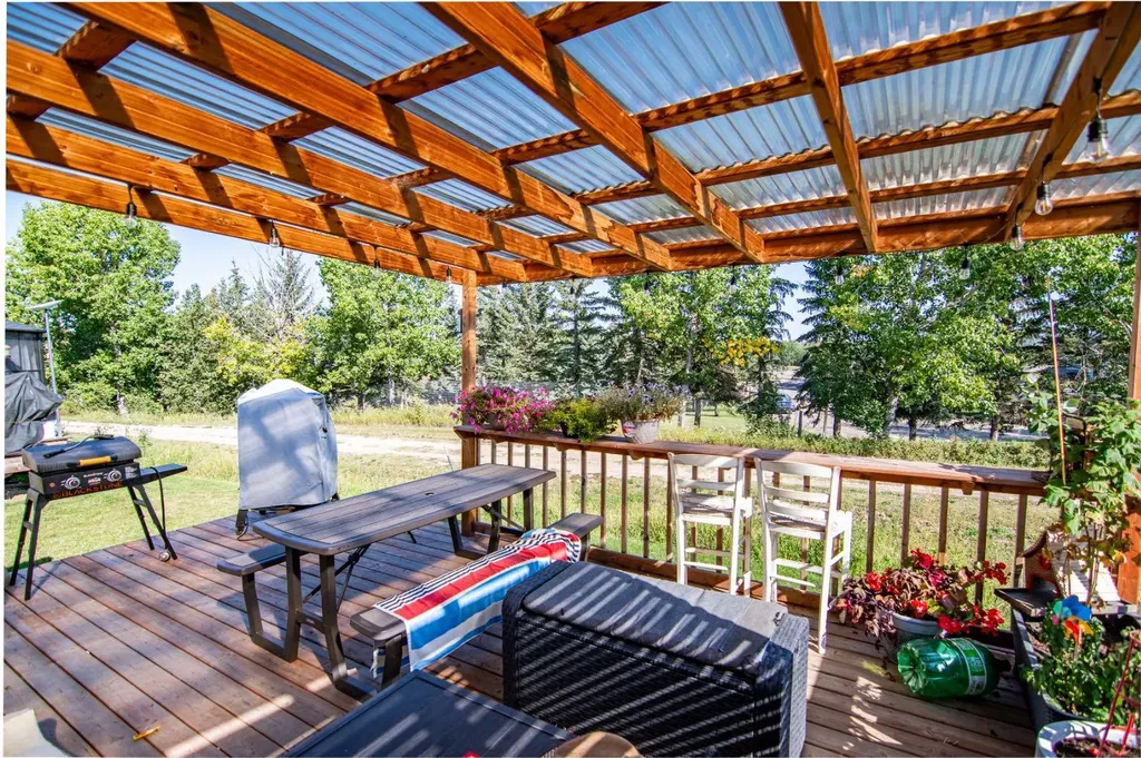 25054 South Pine Lake Road Rural Red Deer County AB T0M 1R0