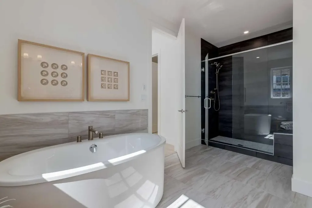 90 Treeline Gardens SW Calgary AB T2Y 0W6