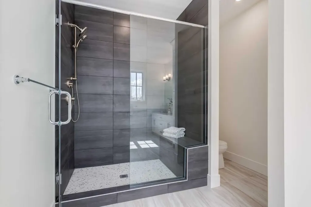 90 Treeline Gardens SW Calgary AB T2Y 0W6