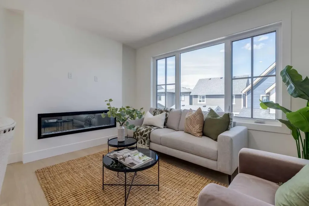 90 Treeline Gardens SW Calgary AB T2Y 0W6