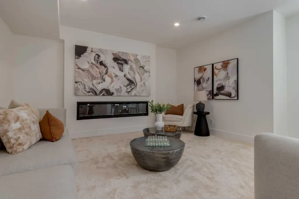 90 Treeline Gardens SW Calgary AB T2Y 0W6