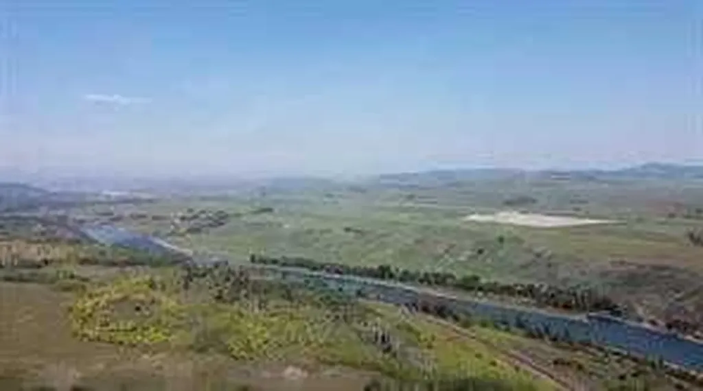 W-5.R-5,T-26,S-13,Q-SW And W-5,r-5,t-26, S-13, Q-s Rural Rocky View County AB T0L1N0