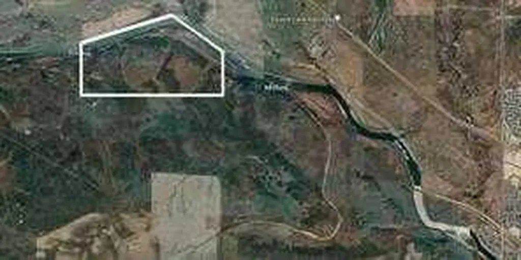 W-5.R-5,T-26,S-13,Q-SW And W-5,r-5,t-26, S-13, Q-s Rural Rocky View County AB T0L1N0