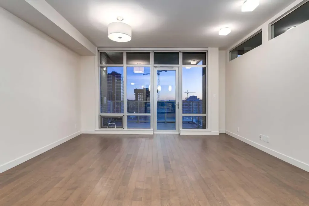 530 12 Avenue SW Calgary AB T2R0B1