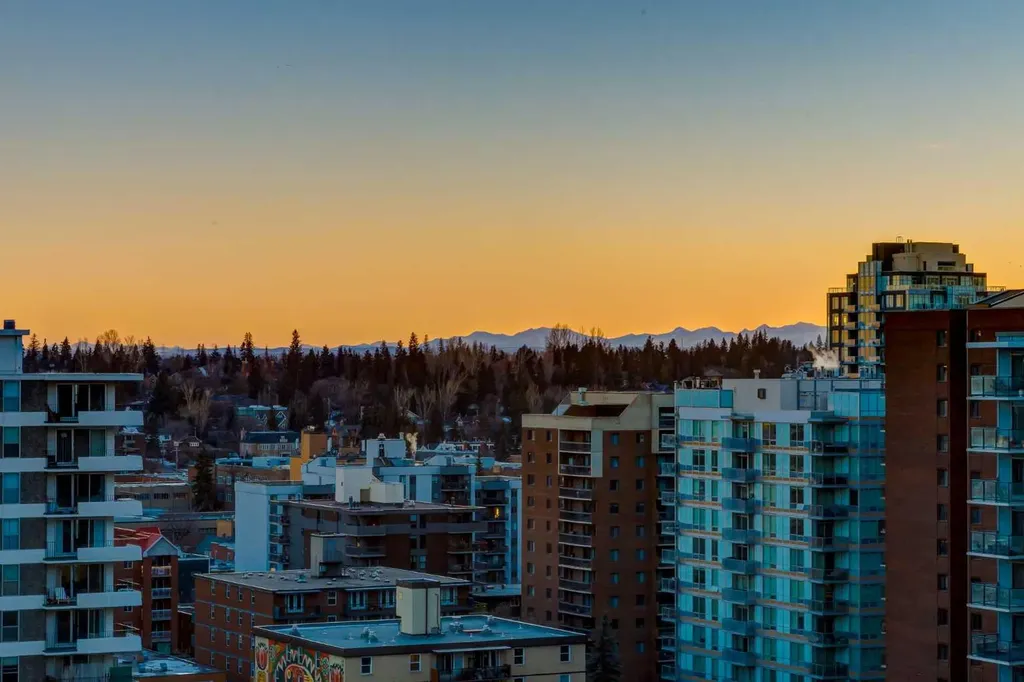 530 12 Avenue SW Calgary AB T2R0B1