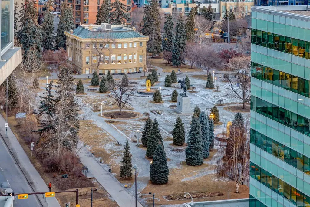 530 12 Avenue SW Calgary AB T2R0B1