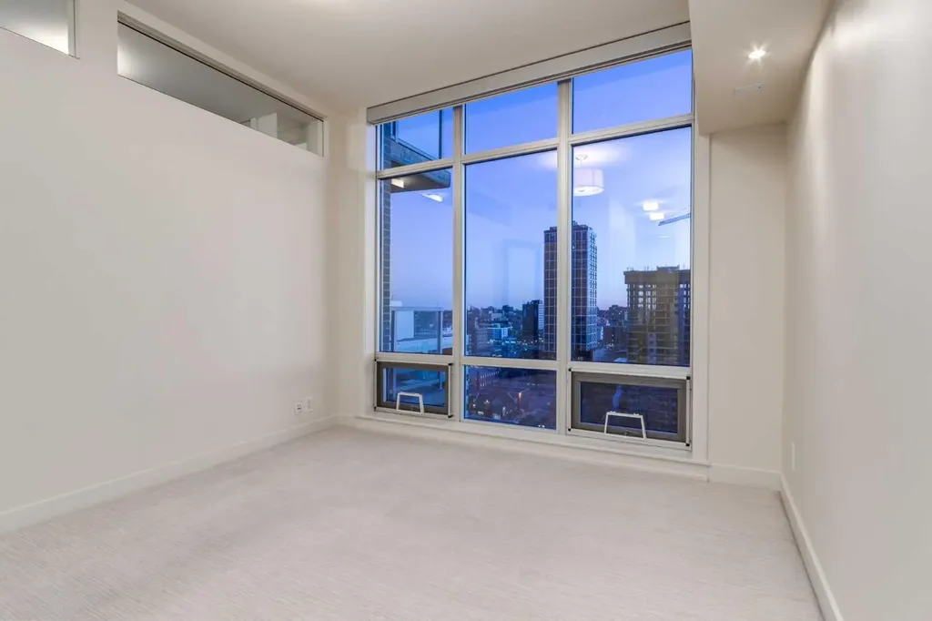 530 12 Avenue SW Calgary AB T2R0B1