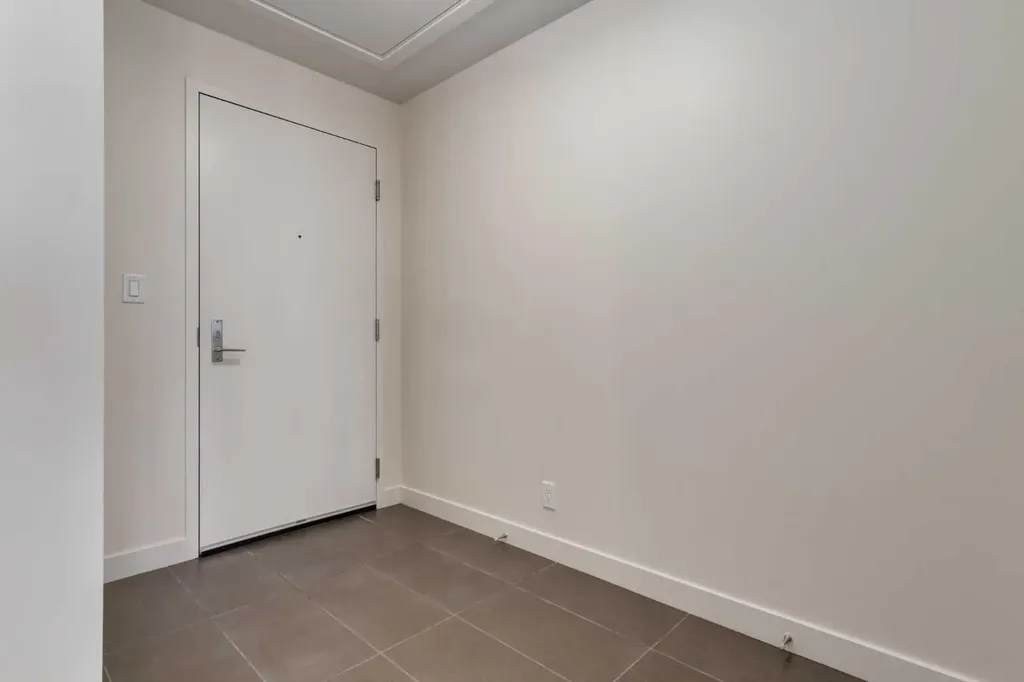 530 12 Avenue SW Calgary AB T2R0B1