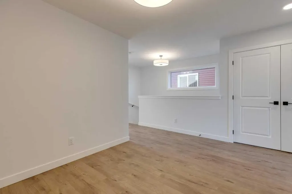 347 Fireside Drive Cochrane AB T4C 3E1