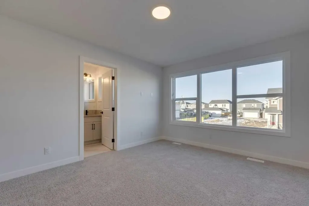 347 Fireside Drive Cochrane AB T4C 3E1