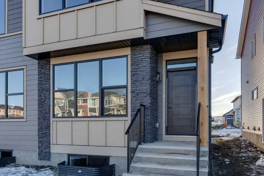 347 Fireside Drive Cochrane AB T4C 3E1
