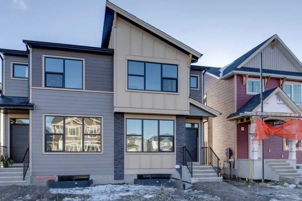 347 Fireside Drive Cochrane AB T4C 3E1