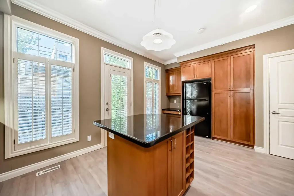 1145 Cameron Avenue SW Calgary AB T2T 0K6
