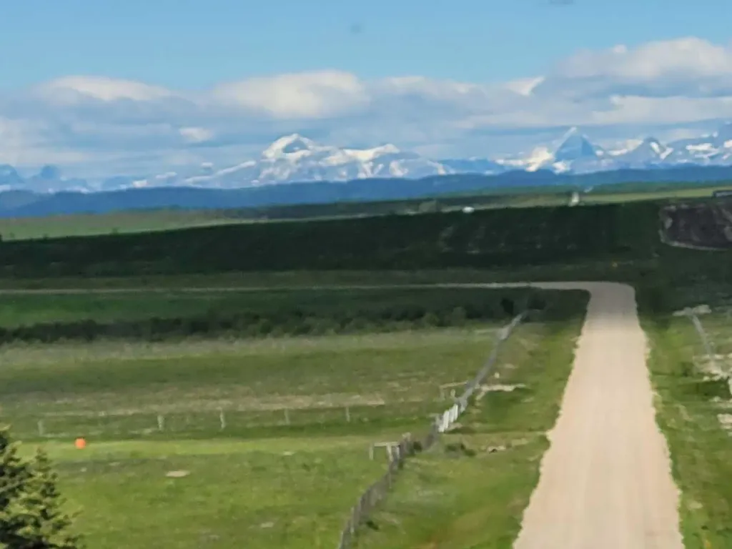W-5,R-3,T-27,S-22, SE Lochend Road NW Rural Rocky View County AB T0M1L0