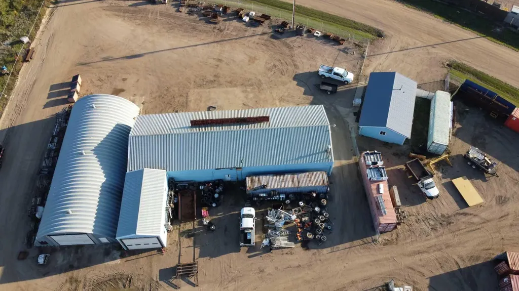 4905 57 Avenue Two Hills AB T0B 4K0