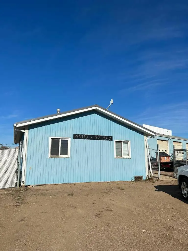 4905 57 Avenue Two Hills AB T0B 4K0