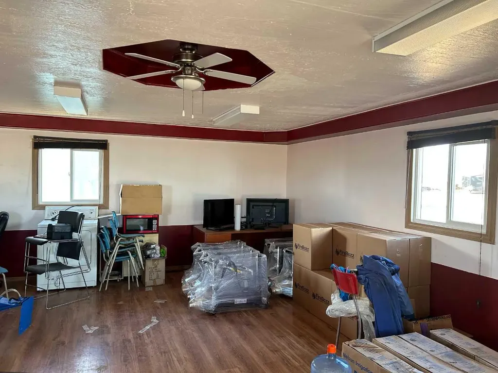 4905 57 Avenue Two Hills AB T0B 4K0